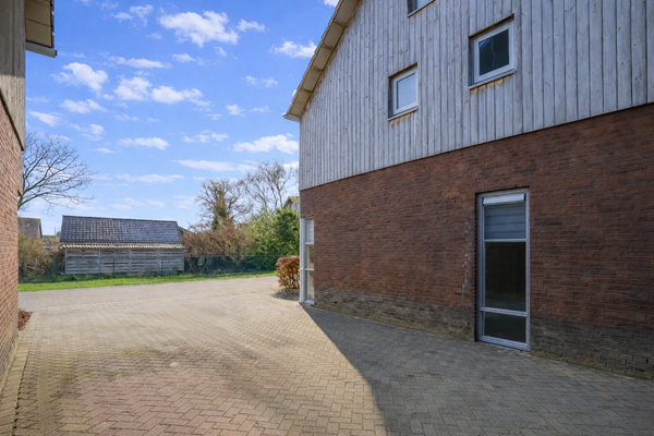 ChatGPT Image 3 feb 2026, 19_07_36.png